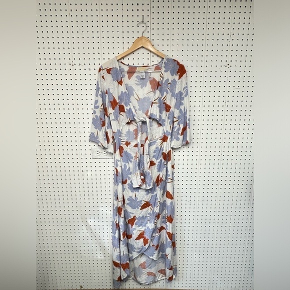 L Space Kellen Dress In Floral - Picture 3 of 5
